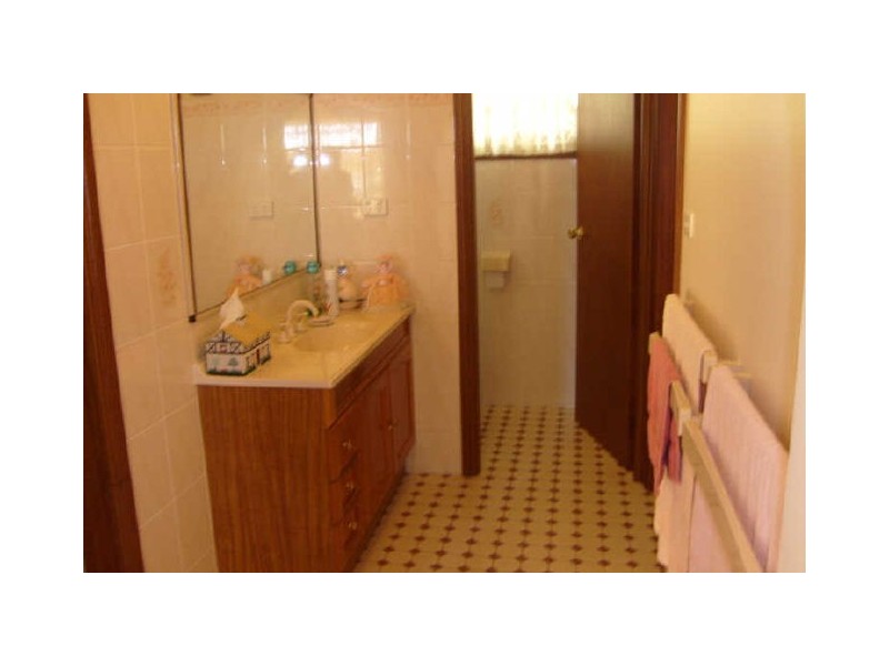 73 Websdale Drive, Dubbo NSW 2830