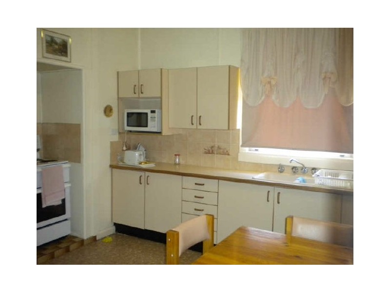 37 Bishop Street, Dubbo NSW 2830