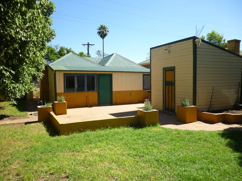 72 Macleay Street, Dubbo NSW 2830
