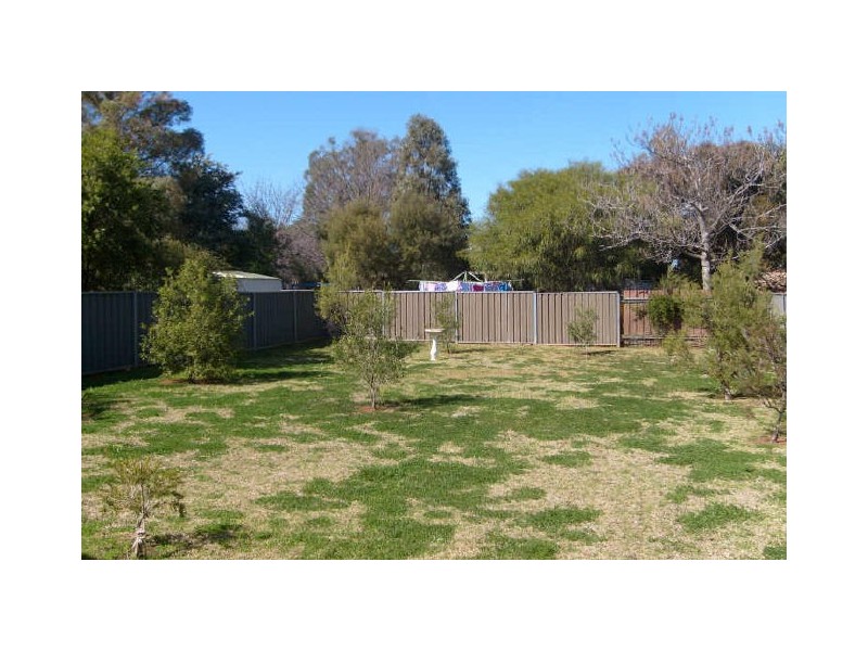 10B Wise Close, Dubbo NSW 2830