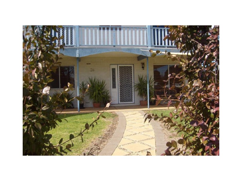 24 Villiers Avenue, Dubbo NSW 2830
