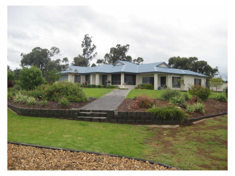 21 Glenabbey Drive, Dubbo NSW 2830