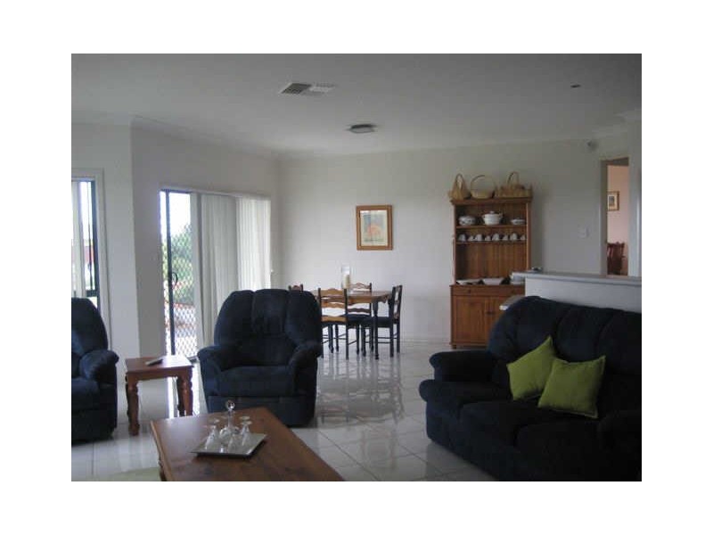 21 Glenabbey Drive, Dubbo NSW 2830