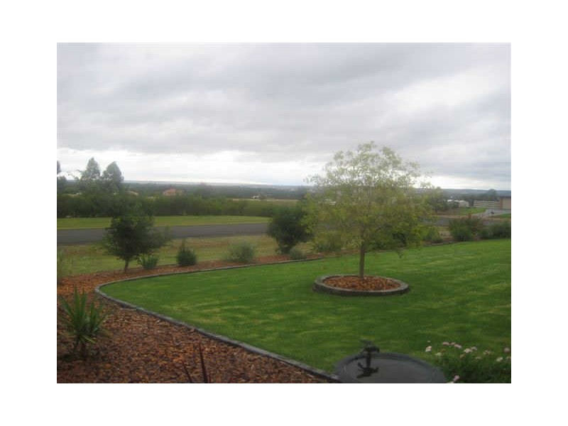 21 Glenabbey Drive, Dubbo NSW 2830