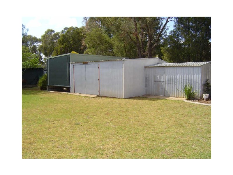 4 Lakeland Drive, Dubbo NSW 2830