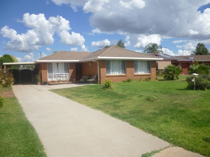 12 Condon Place, Dubbo NSW 2830