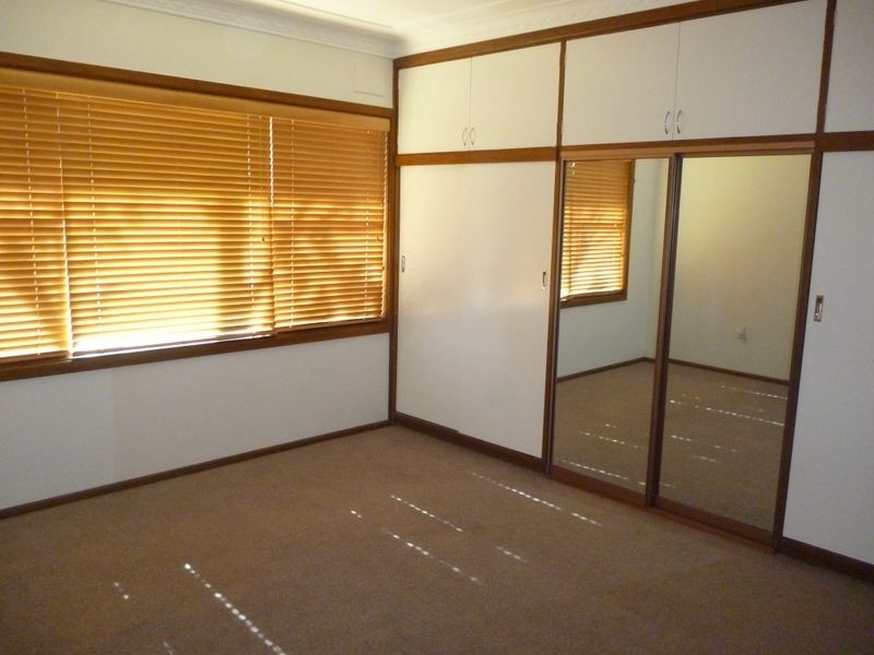 32 Crown Street, Dubbo NSW 2830