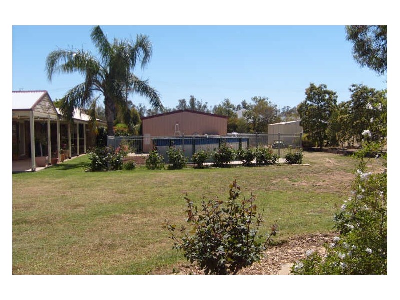 16 Crossley Drive, Narromine NSW 2821