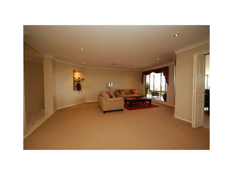 32 Glenabbey Drive, Dubbo NSW 2830