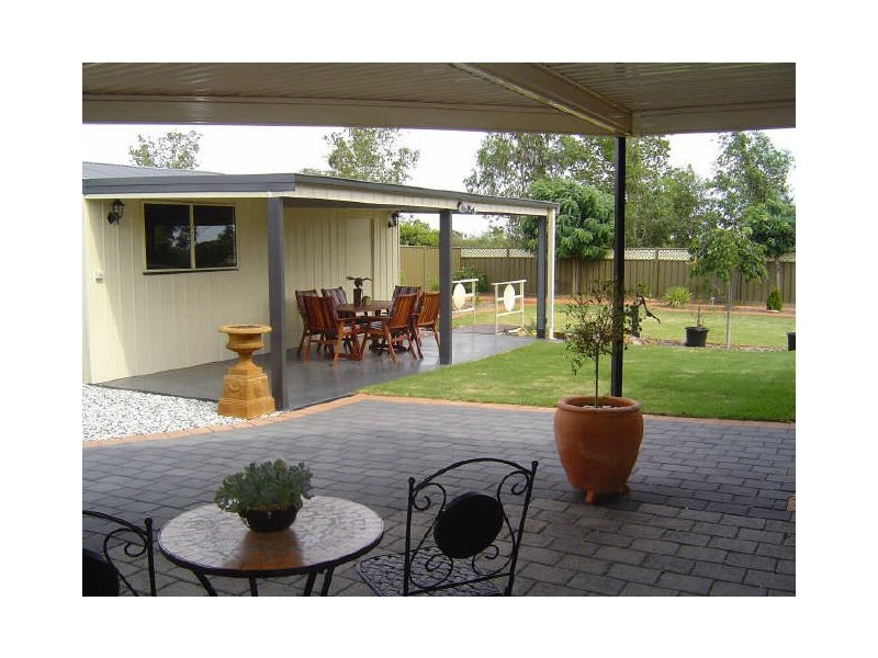 16 Cardiff Arms Avenue, Dubbo NSW 2830