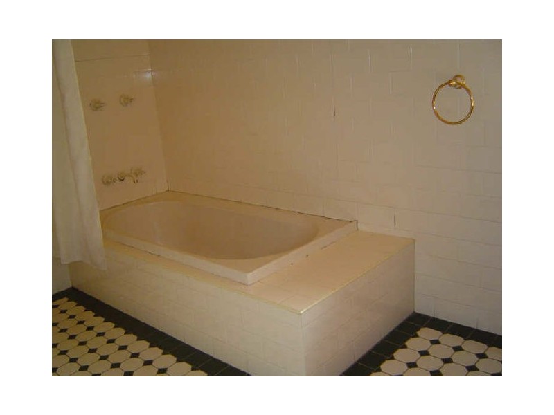 114 Bultje Street, Dubbo NSW 2830