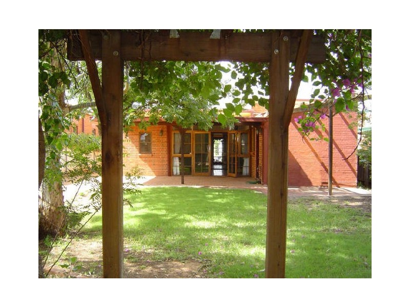 114 Bultje Street, Dubbo NSW 2830