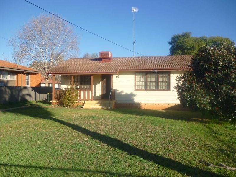 9 Braun Avenue, Dubbo NSW 2830