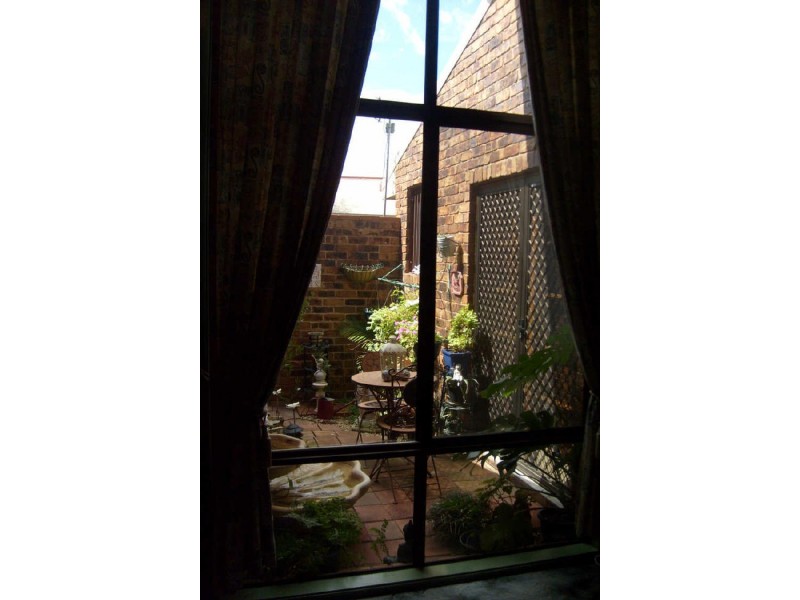 18 Websdale Drive, Dubbo NSW 2830