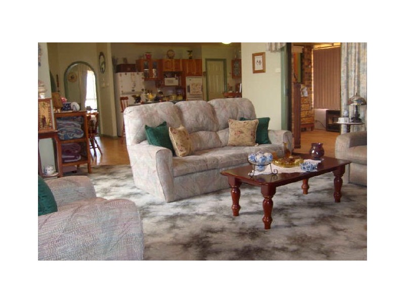 18 Websdale Drive, Dubbo NSW 2830