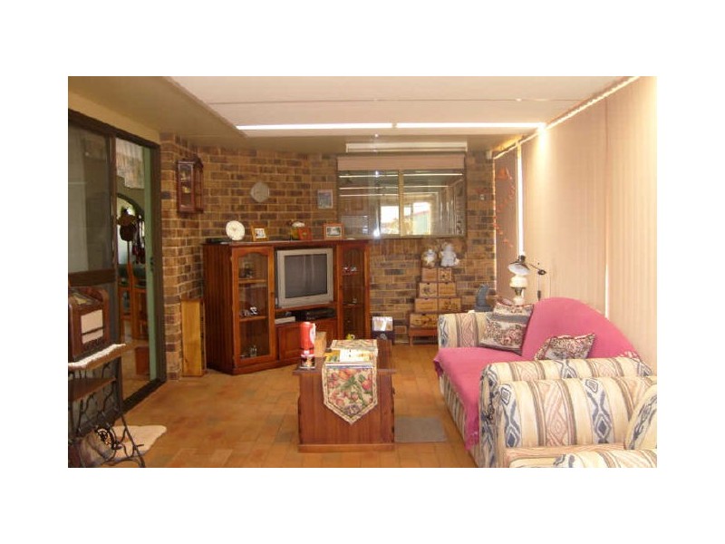 18 Websdale Drive, Dubbo NSW 2830