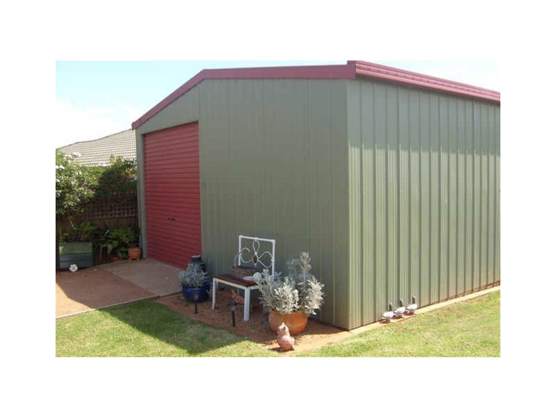 18 Websdale Drive, Dubbo NSW 2830