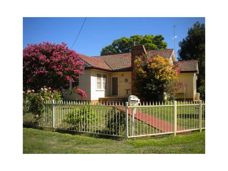 30 Hutchins Avenue, Dubbo NSW 2830