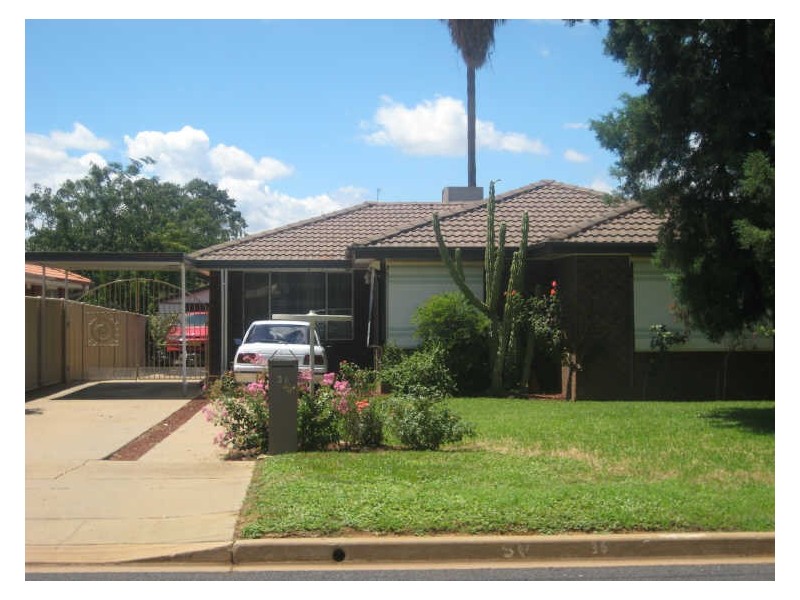 36 Howard Avenue, Dubbo NSW 2830