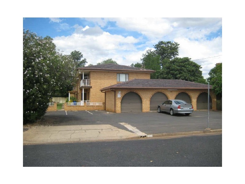 1/120 Bourke Street, Dubbo NSW 2830