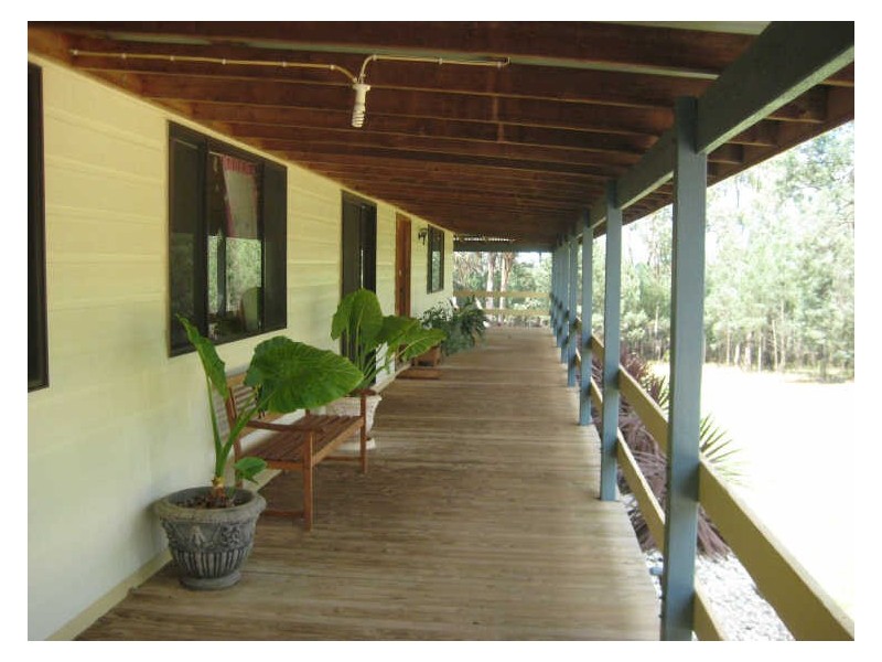 11R Harefield Drive, Dubbo NSW 2830