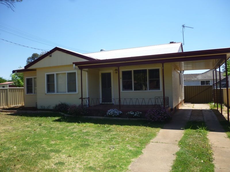 6 Laughton Street, Dubbo NSW 2830