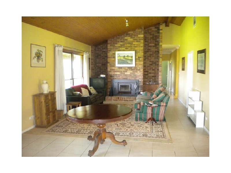 252 Old Geurie Homestead Road, Geurie NSW 2831 the real estate agency