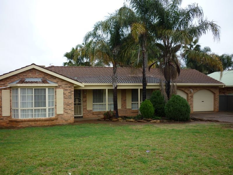 32 St Georges Terrace, Dubbo NSW 2830