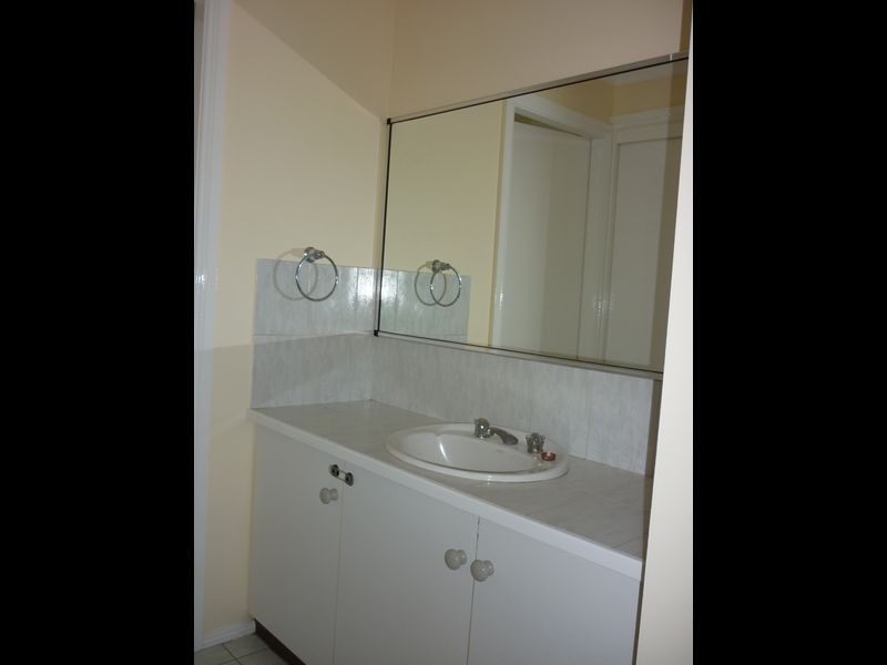 32 St Georges Terrace, Dubbo NSW 2830