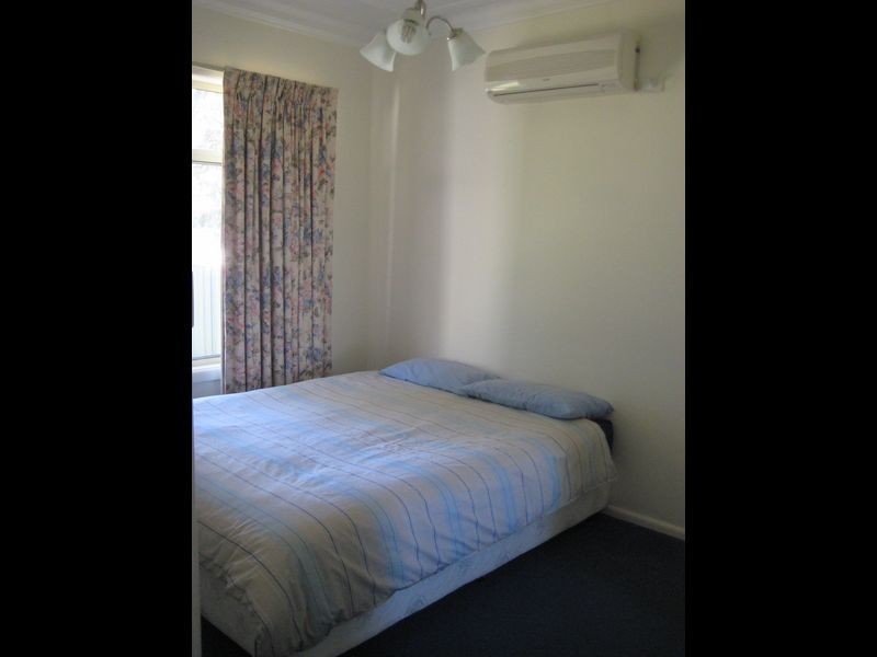 33 Caroline Street, Dubbo NSW 2830