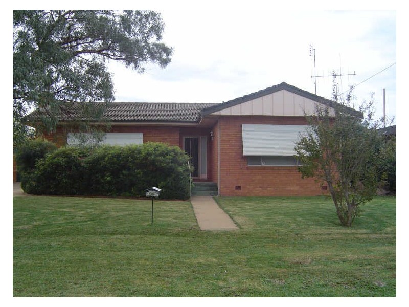 26 Meek Street, Dubbo NSW 2830