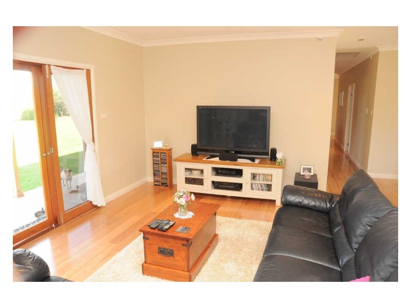 39R Debeaufort Drive, Dubbo NSW 2830