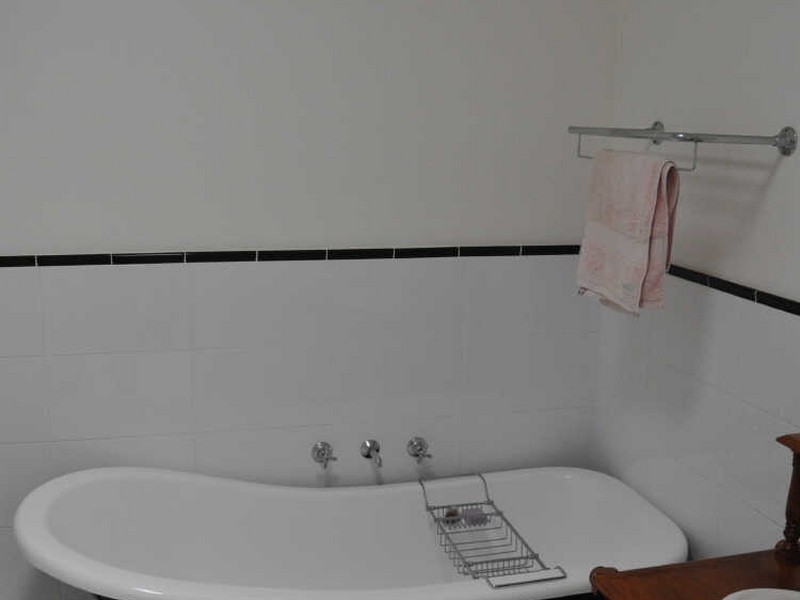 39R Debeaufort Drive, Dubbo NSW 2830