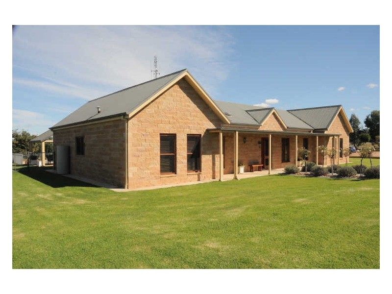 39R Debeaufort Drive, Dubbo NSW 2830