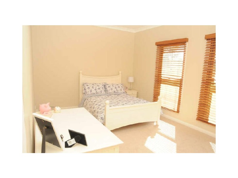 39R Debeaufort Drive, Dubbo NSW 2830