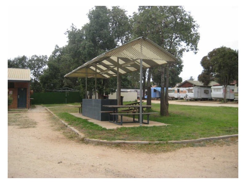 17-19 Forbes Road, Parkes NSW 2870