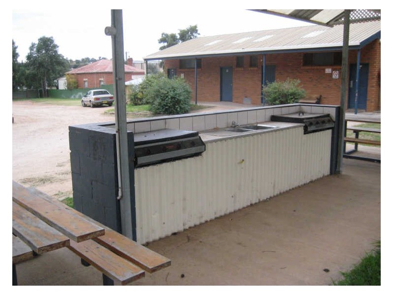 17-19 Forbes Road, Parkes NSW 2870