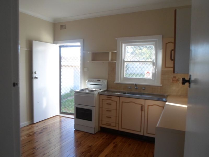 12 Bailey Street, Dubbo NSW 2830