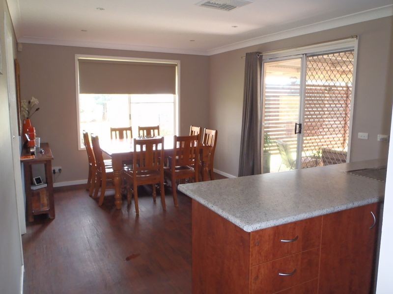 4 Maple Court, Dubbo NSW 2830