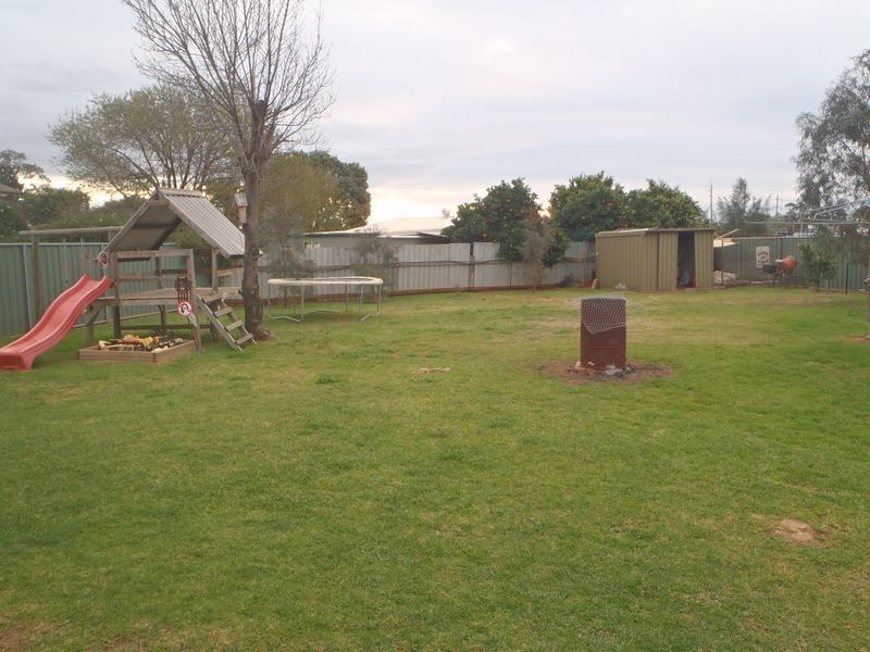 4 Maple Court, Dubbo NSW 2830
