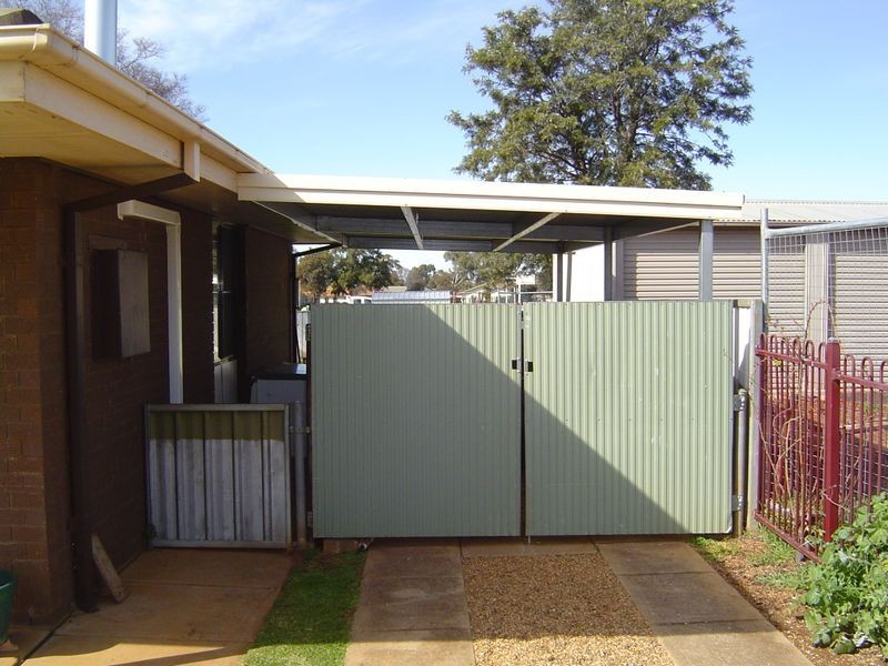 6 Spears Drive, Dubbo NSW 2830