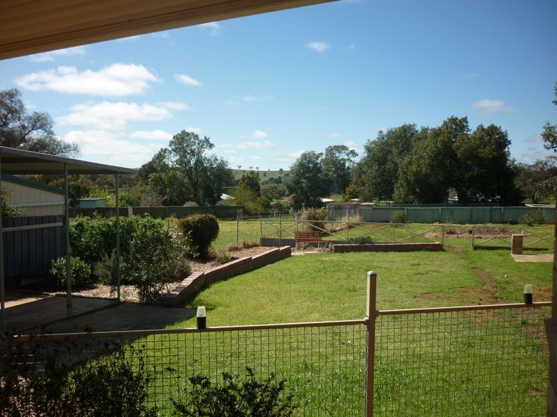 5 Chambers Street, Geurie NSW 2831