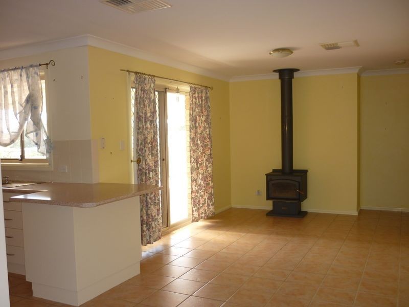 5 Chambers Street, Geurie NSW 2831