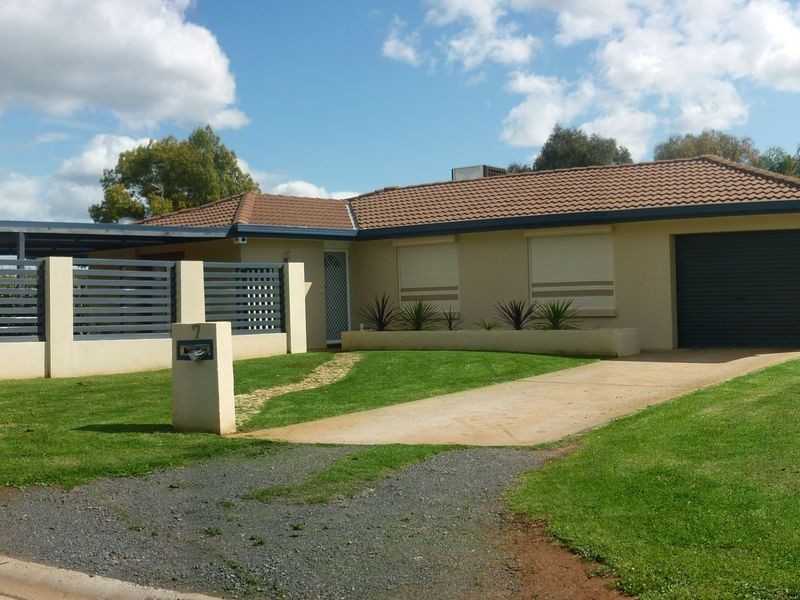 7 Gosse Avenue, Dubbo NSW 2830