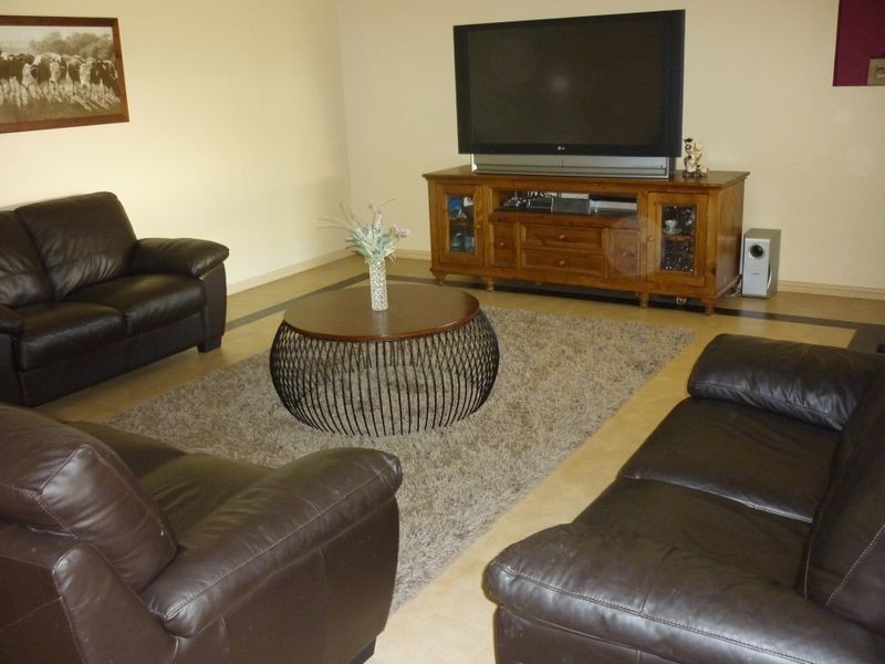 2 Cudgegong Place, Dubbo NSW 2830