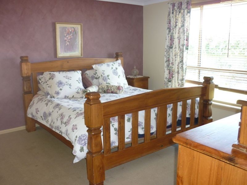 2 Cudgegong Place, Dubbo NSW 2830