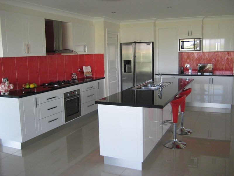 11 Azure Avenue, Dubbo NSW 2830