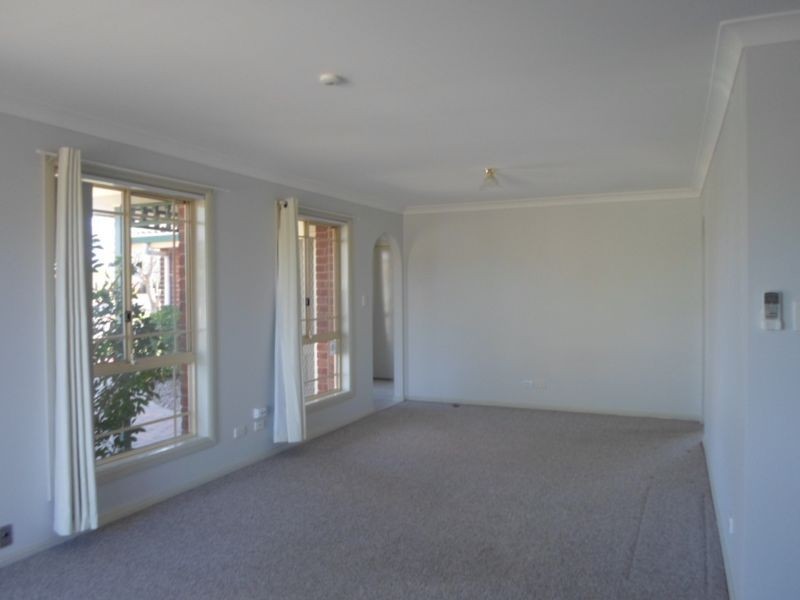 2/15 KINGFISHER STREET, Dubbo NSW 2830