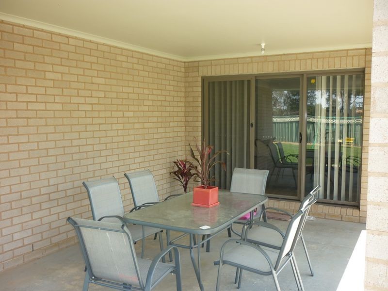 8 Glenshee Close, Dubbo NSW 2830