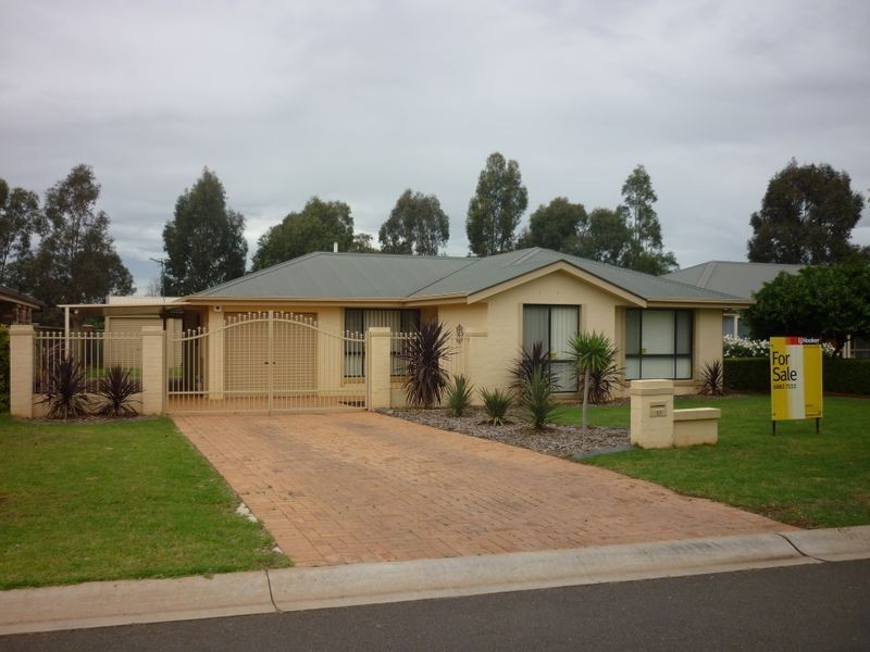 15 Namoi Crescent, Dubbo NSW 2830